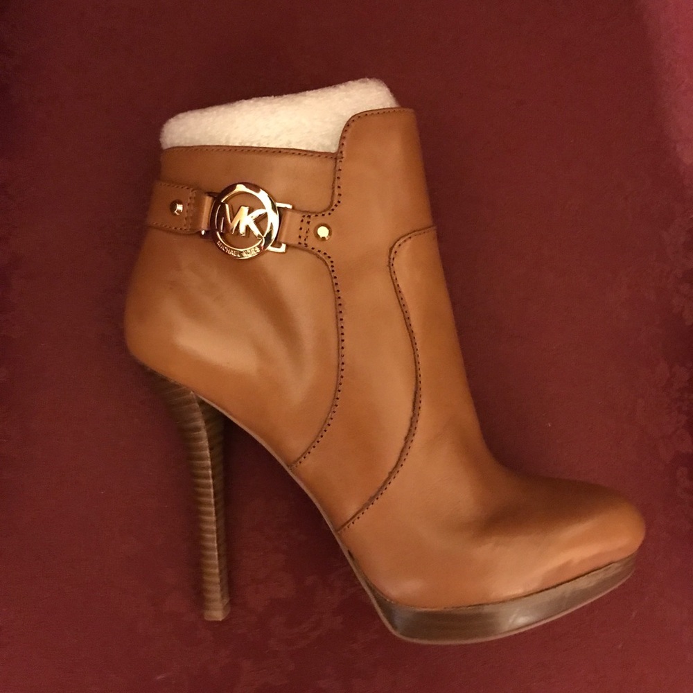 Michael Kors Bootie